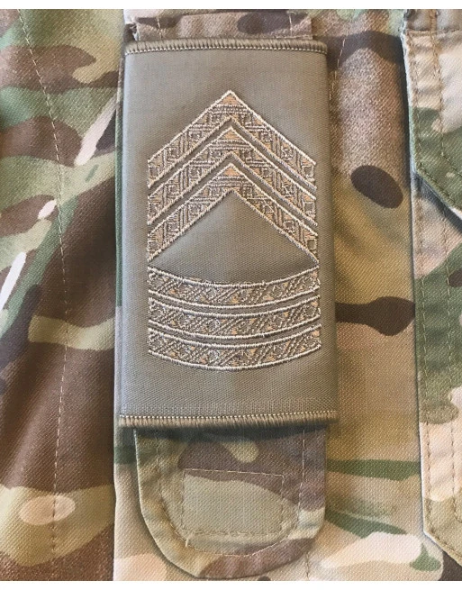 Rang Senior Sergeant, Khaki til Strop