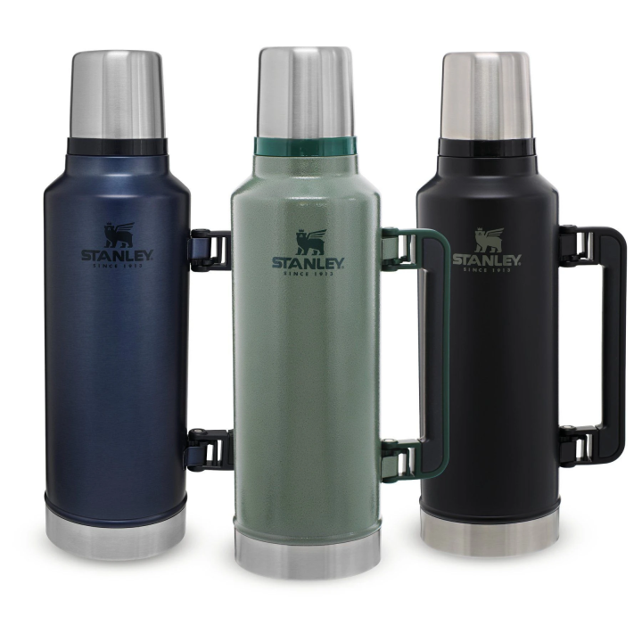 Stanley Classic Vacuum Bottle 1.9L