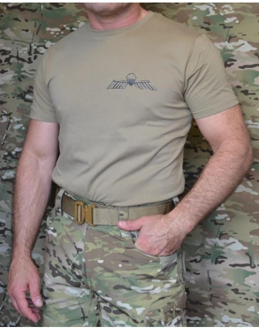 ParaWings T-shirt in khaki, Small Dutch Parawing on chest