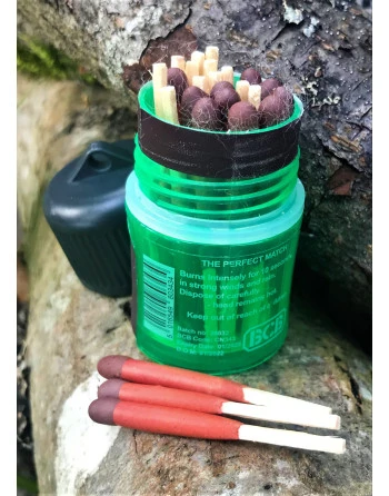 BCB - Stormtændstikker, 25 stk i vandtæt hylster