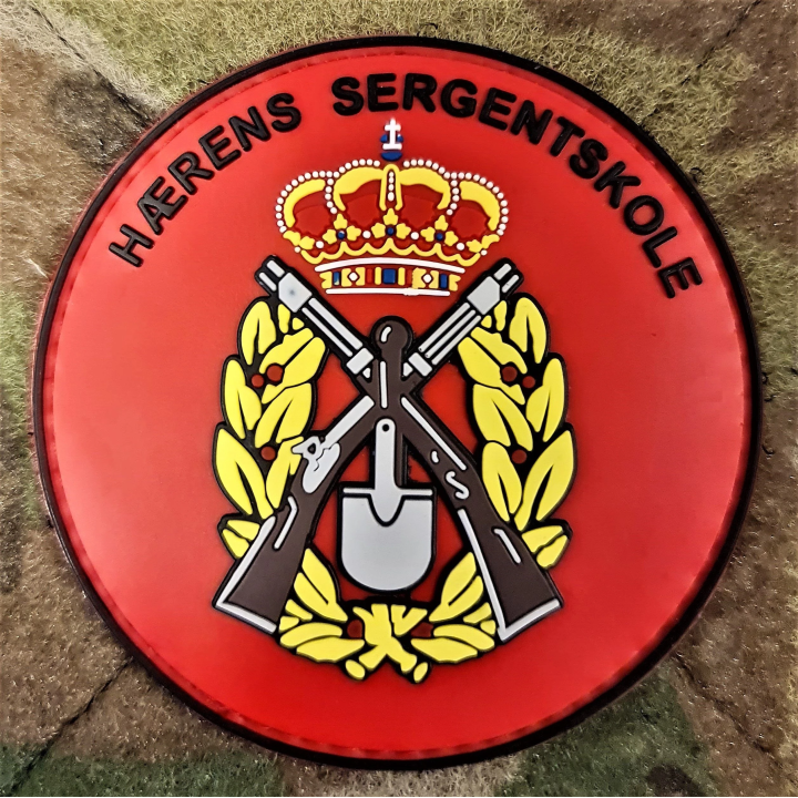 Føringsstøtteregimentet, rundt på velcro