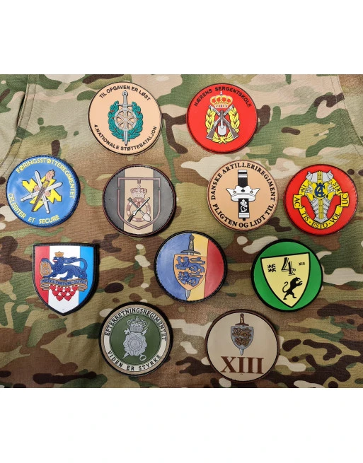 Gardehusarregimentet, Farver og på velcro