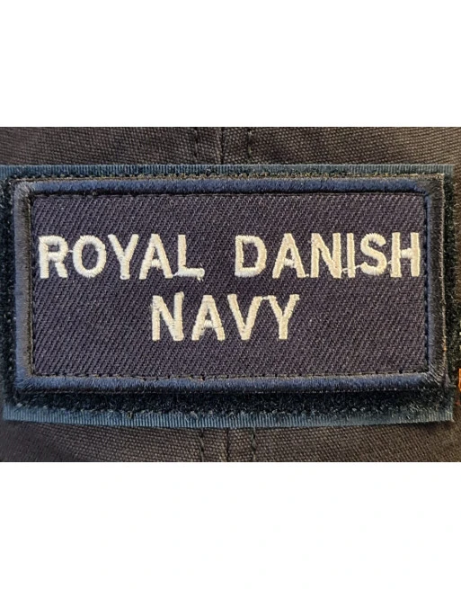 Royal Danish Navy (Delt) ærmemærke, hvid/marineblå på velcro
