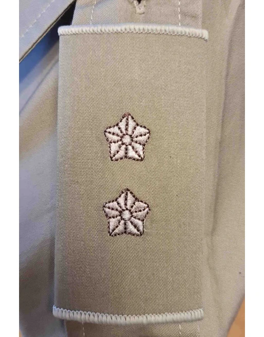 Gradstegn Løjtnant, Khaki til strop