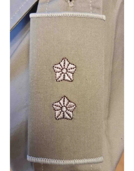 Gradstegn Løjtnant, Khaki til strop