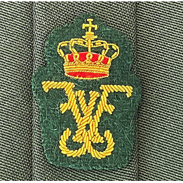 Kong Frederik X REX, Guldbroderi til Udgangsuniform M/69