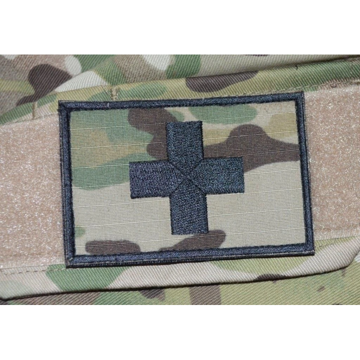 Røde kors mærke 8x5 -  MultiCam på velcro